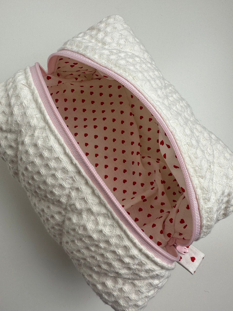 Beauty Case White Honeycomb